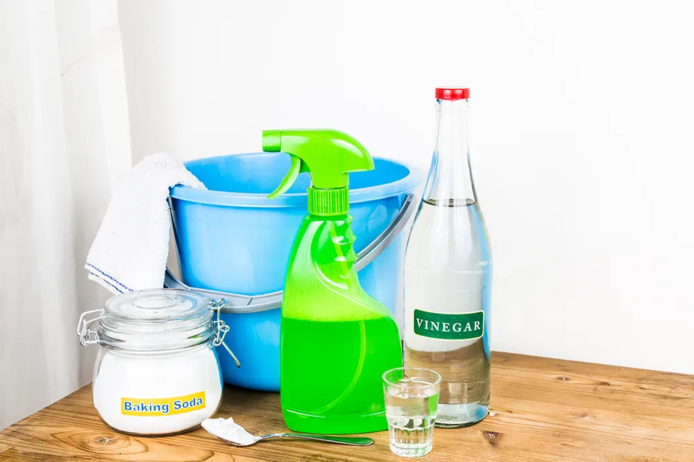 Natürliche Mischung für eine effektive Hausreinigung