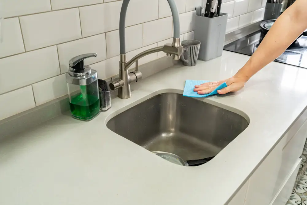 Saubere Küchentheke Saubere Küchentheke